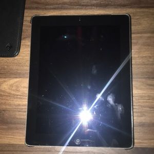 32 GB IPad